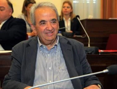 Μάκης Κουρής: Στο νοσοκομείο με ελαφρύ εγκεφαλικό